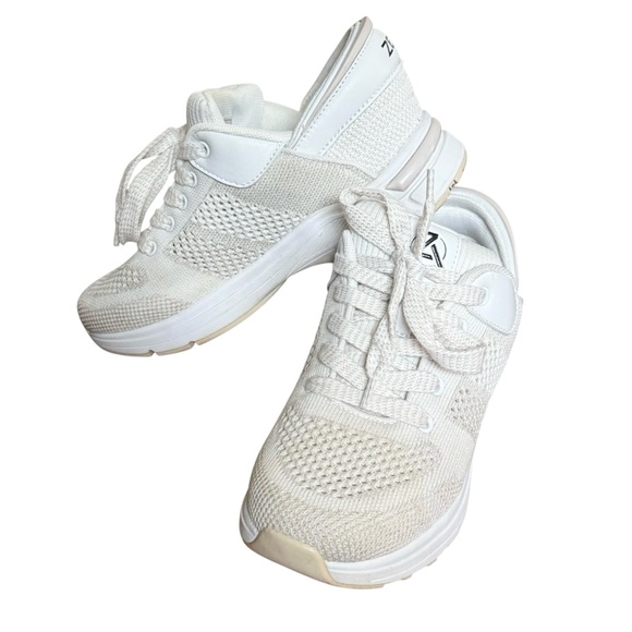 Zeba Women's Hands Free Slip-On Walking Shoes Athletic Sneakers Size 7 - Picture 2 of 11